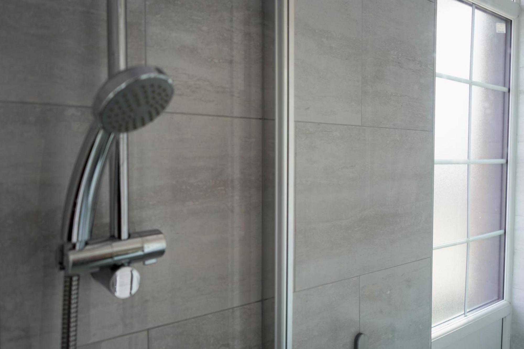 Bright And Spacious Studio In Central Birmingam Exterior foto